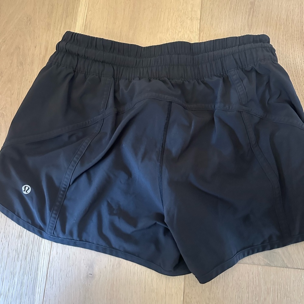 Black 5" lululemon shorts